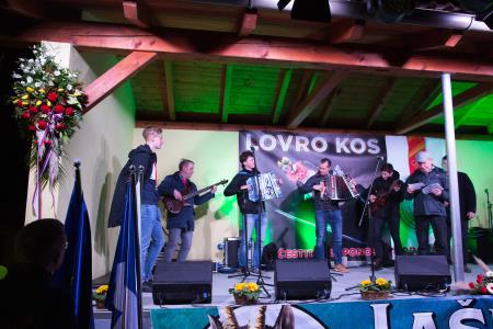 Lovro Kos in Fantje iz dveh bregov